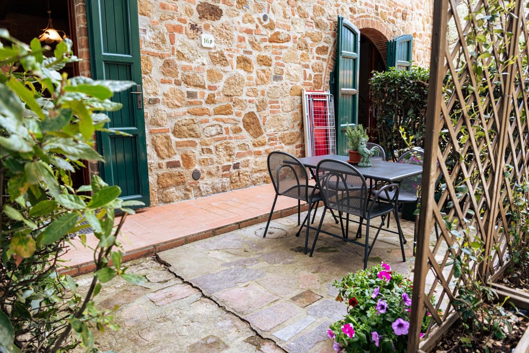 Borgo Il Poggio Agritourismo Montaione Exterior foto