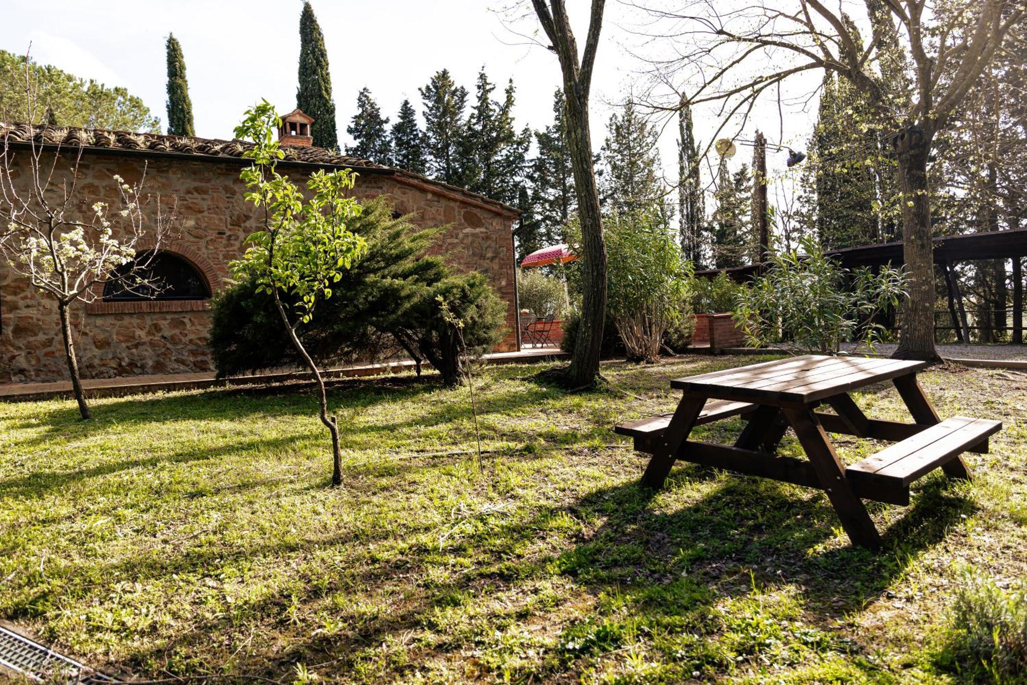 Borgo Il Poggio Agritourismo Montaione Exterior foto