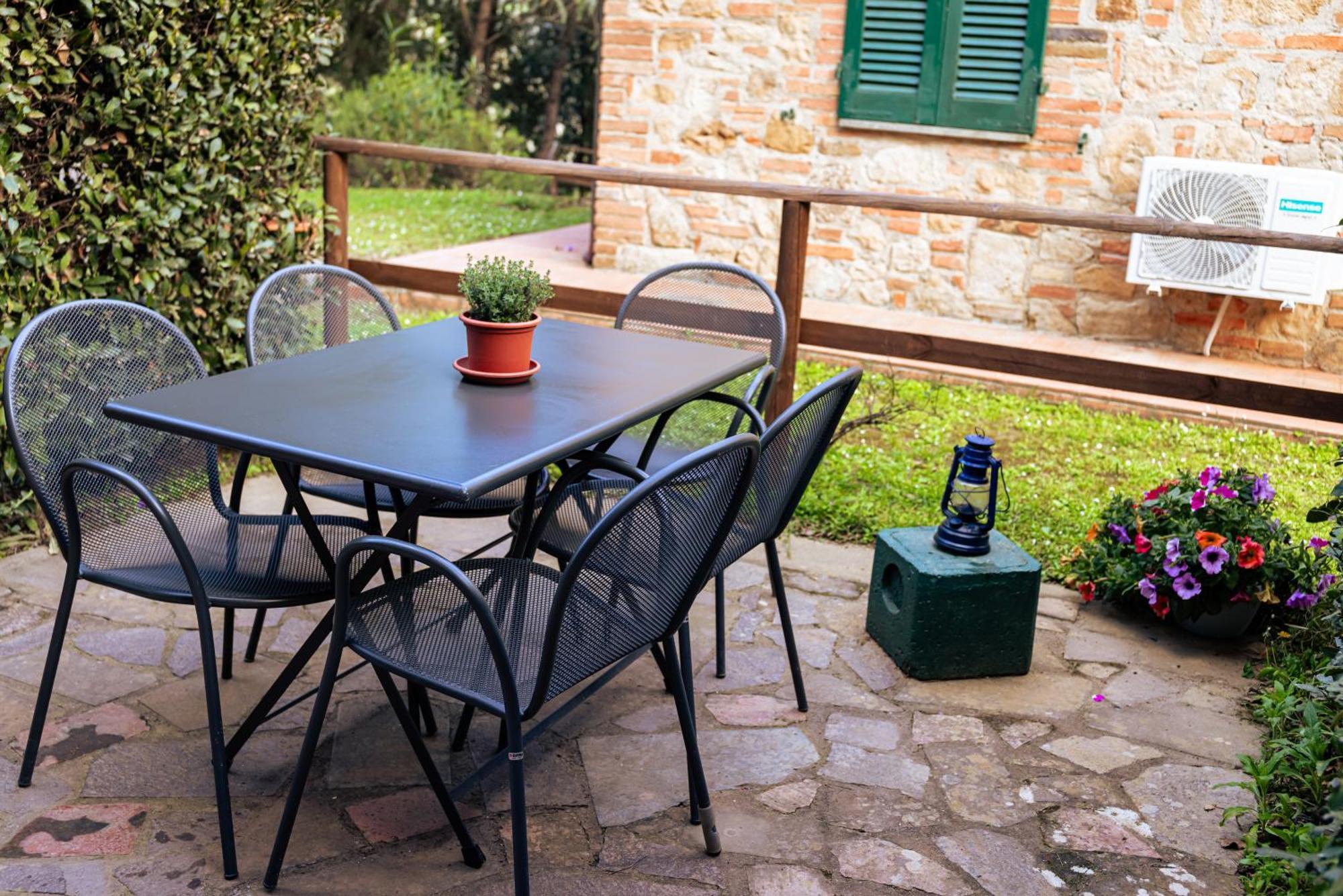 Borgo Il Poggio Agritourismo Montaione Exterior foto